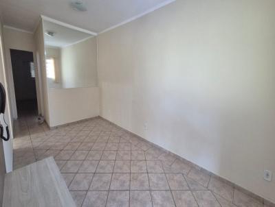 Casa em Condom�nio para Loca��o, em Indaiatuba, bairro Residencial Moradas de Itaici, 2 dormit�rios, 1 banheiro, 2 vagas